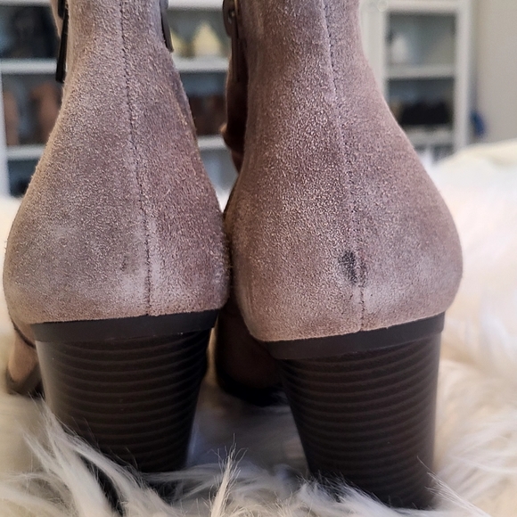 White mountain genuine leather taupe tan ankle boots size 9 - Picture 11 of 16